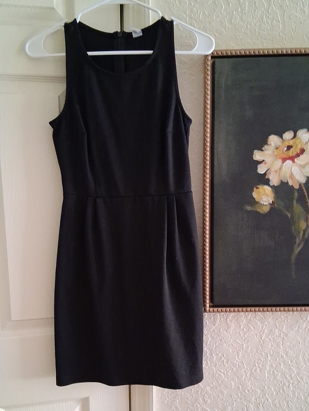 Old Navy Black Sleeveless Sheath Dress